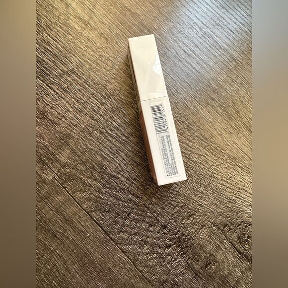 Maybelline Super Stay Active Wear Liquid Concealer (Shade 30) - Picture 8 of 8